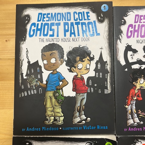 Desmond Cole Ghost Patrol Book LOT - Picture 2 of 5